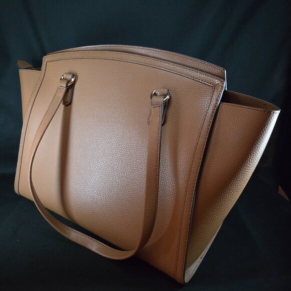 Michael Kors Chantal Tote Camel Pebbled Leather Gold Hardware Classic Luxury Bag - Picture 6 of 12